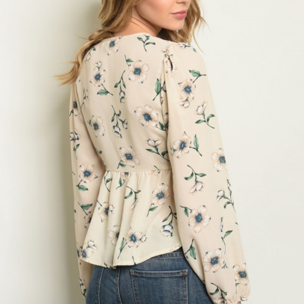 Floral Tie Front Blouse Boho V Neck Top NWT S M - Picture 2 of 2